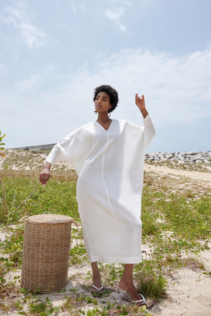 Classic Linen Kaftan White / L Classic Linen Kaftan White / L